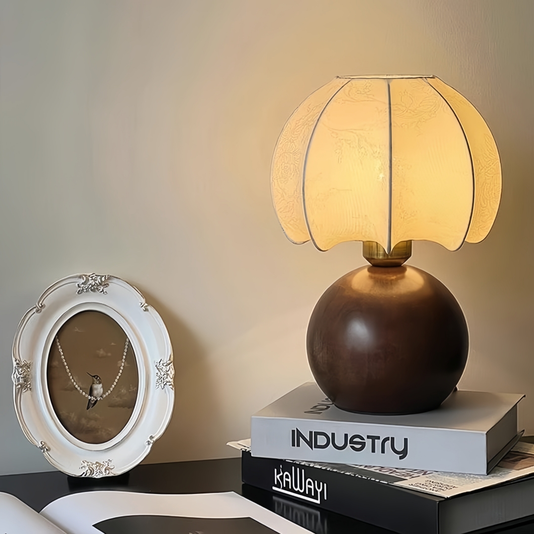 Vintage floral table lamp, med - Home Of Textiles ulasan dan harga